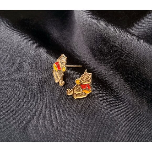 Rare Find Vintage 10K Gold Winnie The Pooh Stud Earrings With Red & Yellow - Picture 2 of 4